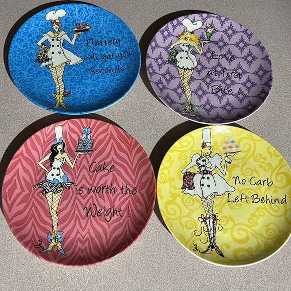 Set of 4 dessert plates by Delish. New without tags - Picture 5 of 6